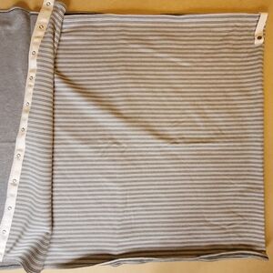 Lululemon Gray White Vinyasa Scarf